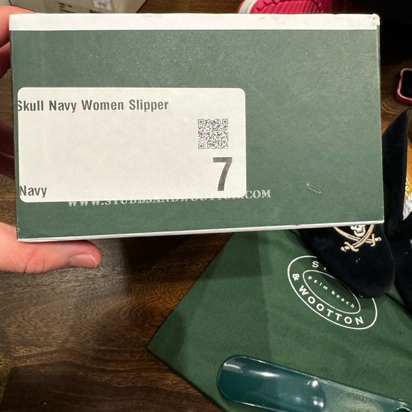 Stubbs & Wootton Skull Navy Women Slipper size 7 women’s - Picture 4 of 4